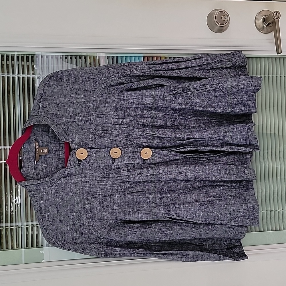 💯 Linen Chambray Sz M Pintucks on Front, Back & Sleeves No Flaws - Picture 1 of 10